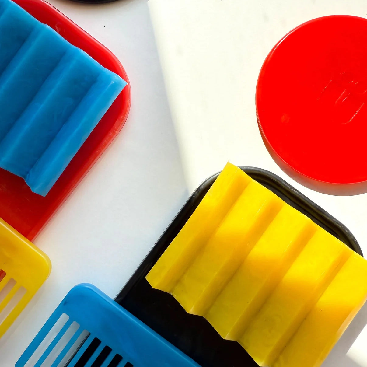 Zig Zag Soap Dish - Bauhaus