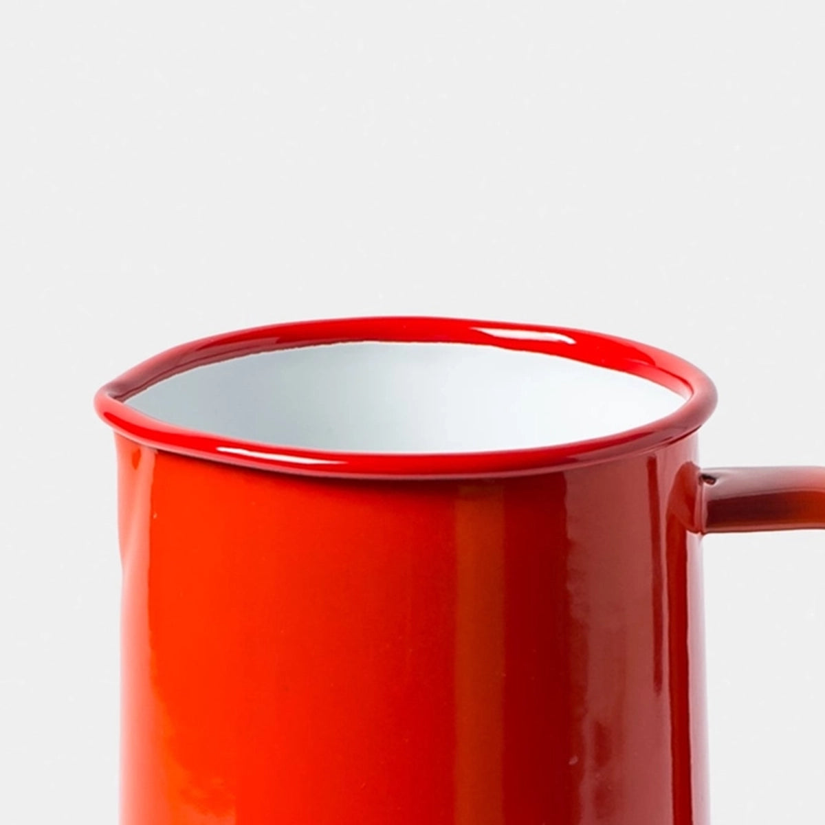 3 Pint Enamel Jug - Pillarbox Red