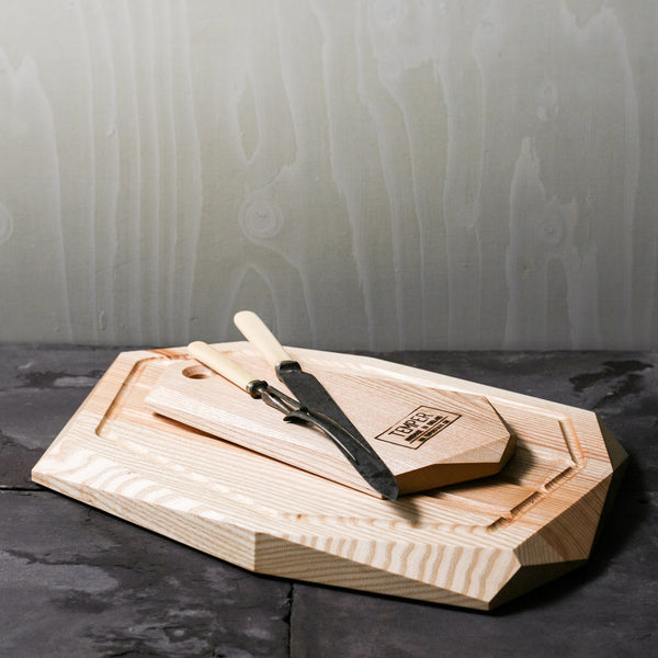 PLANE Carving Board Ash - Kobi & Teal