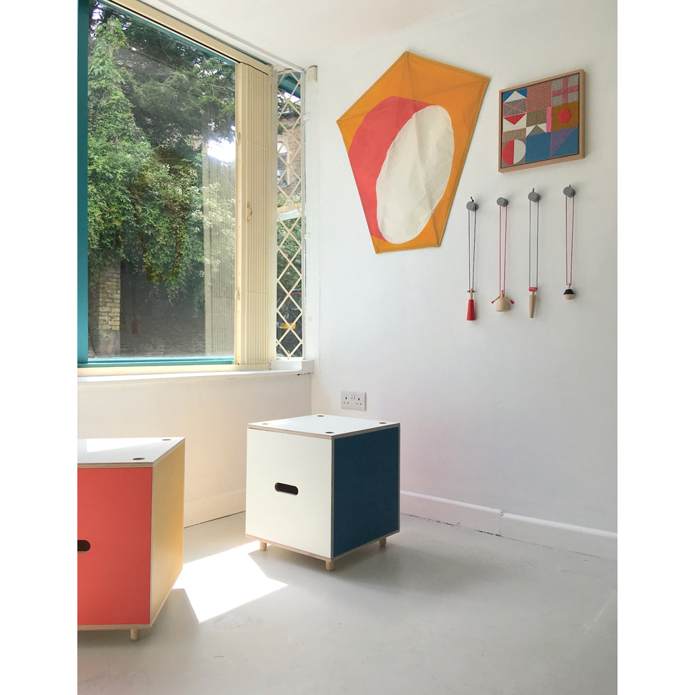 Plaey Stack Stools (set of 3) - Bauhaus Colours